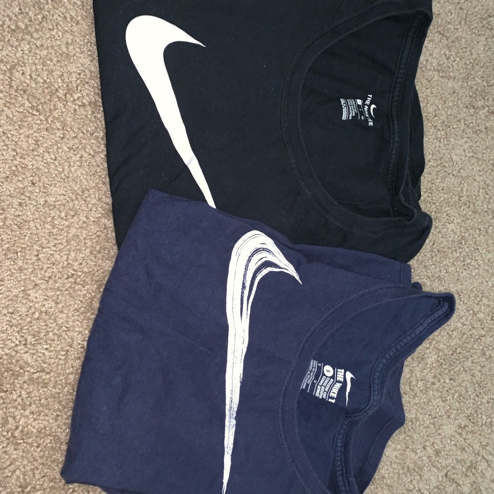 Nike tees